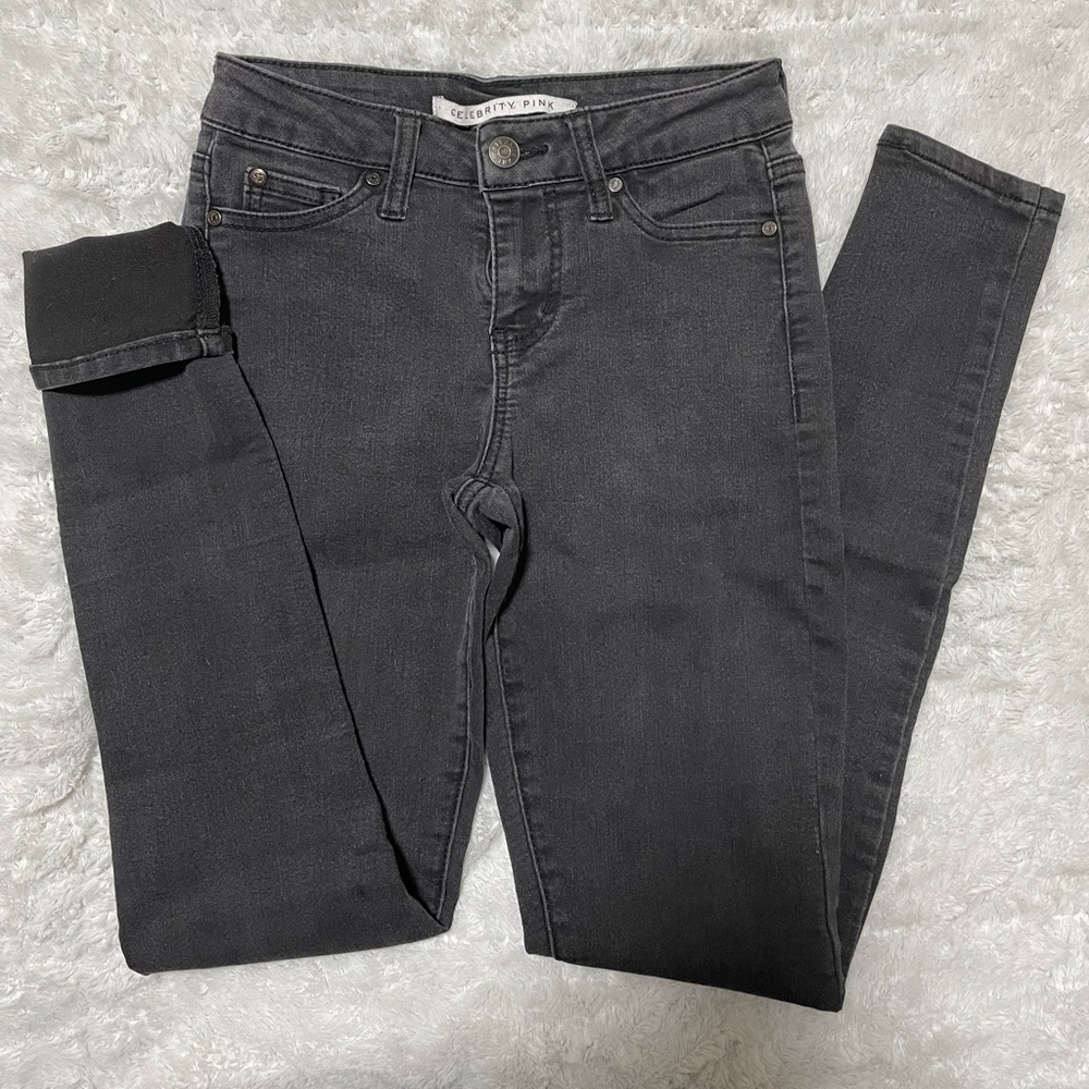 Celebrity Pink 5 Pocket Mid Rise Skinny Black Rinse Jeans